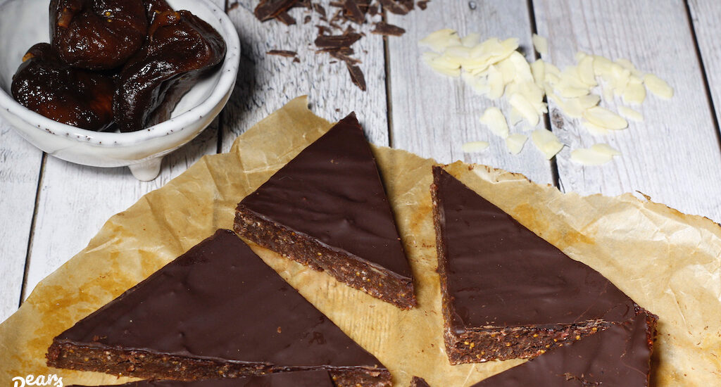Moreish Chocolate Fig Bars